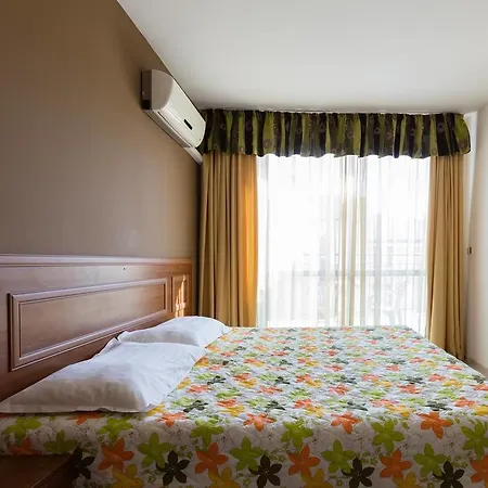 1bedroom W Balcony &kitchen+washer شقة