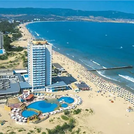 1bedroom W Balcony &kitchen+washer Апартамент